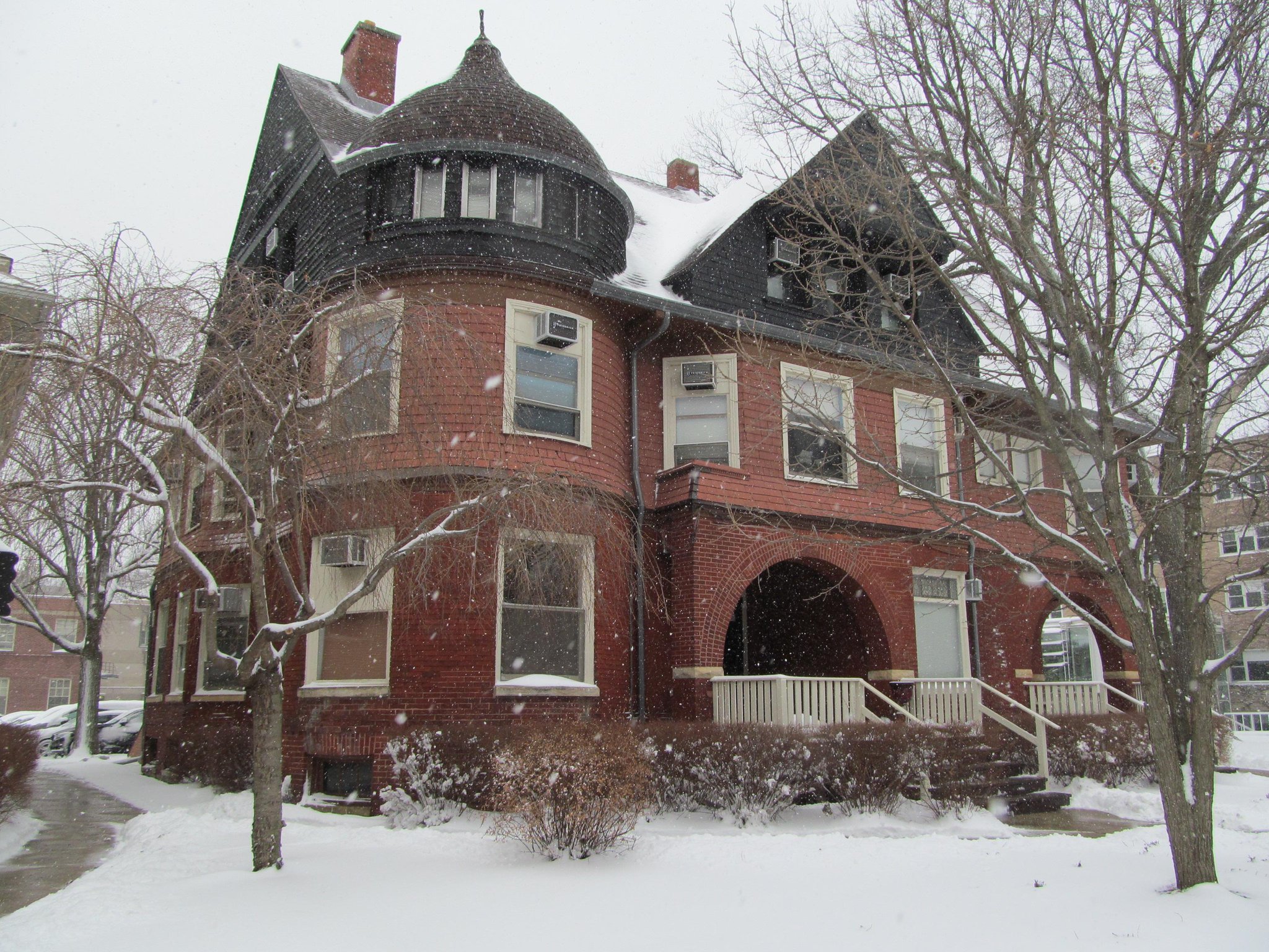 Embedded image permalink