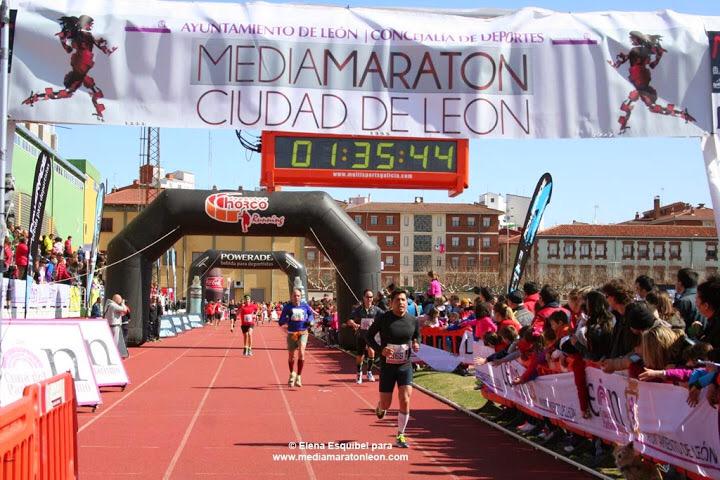 JulioMAlvarez's tweet photo. Va dando sus frutos y es el día 14 Q salgo a correr 😁😁 http://t.co/hpBLKE6Oom