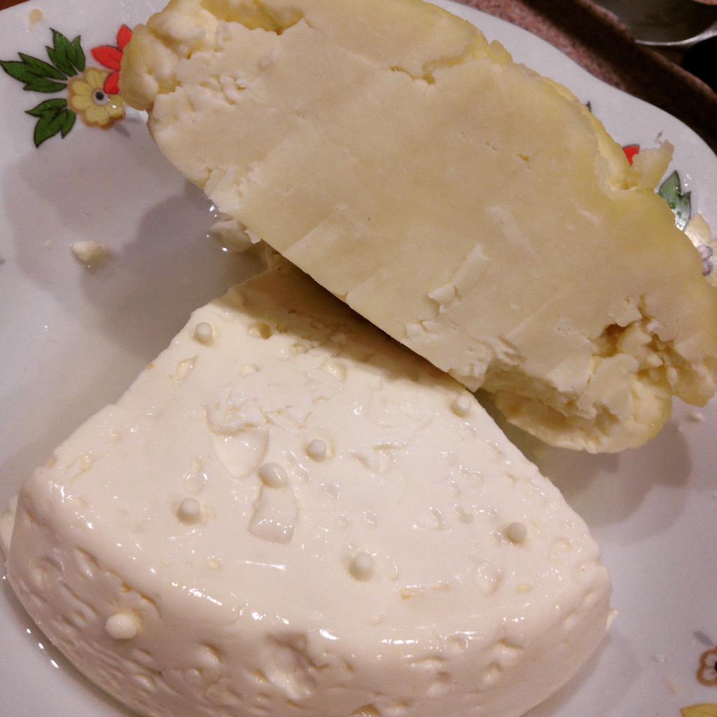 gminalipno's tweet image. Takie serki udało mi się zrobić. #chese #Food #handmade