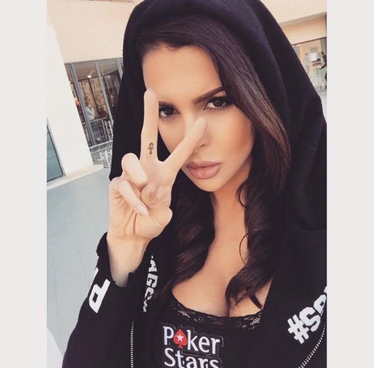 Poker sara chafak