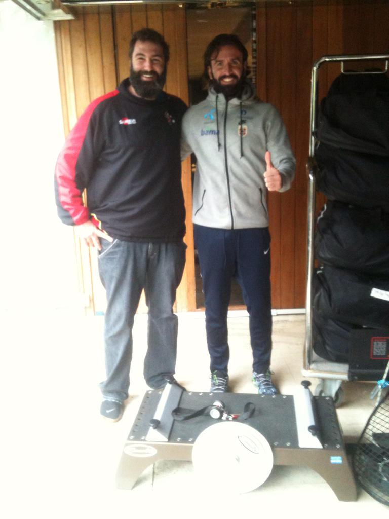 Con <a href="/gonza_jordi/">Jordi González Aznar</a> a quien cedimos 1 #kbox y 1 <a href="/versapulley/">VersaPulley</a> para su trabajo con la selección noruega. #IberianOnTrip