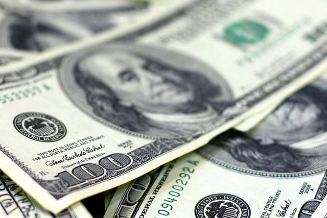 JornalOGlobo's tweet image. Dólar tem 2ª queda seguida e fecha a R$ 3,145. glo.bo/1Osunbu