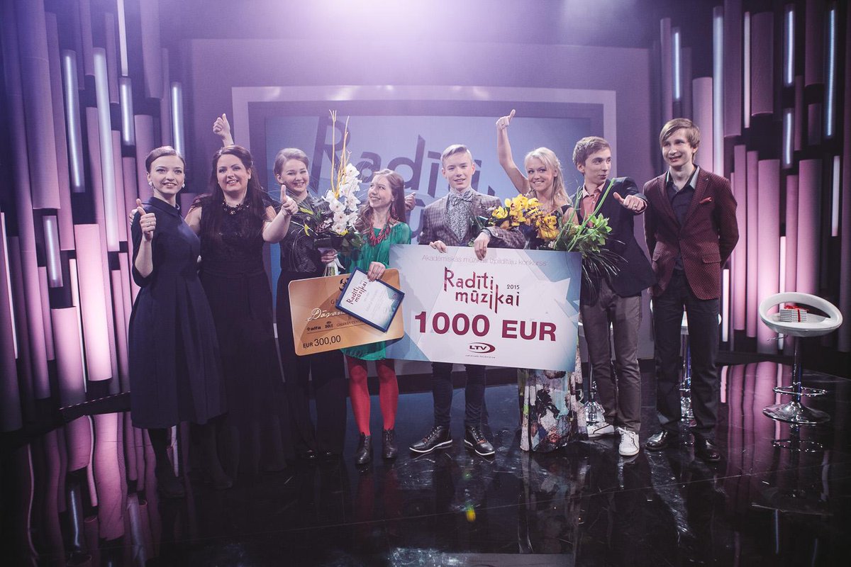 Mierīgi atgriezties realitātē pēc brīvdienām palīdzēs skaistais <a href="/Raditimuzikai/">Radīti_ Mūzikai</a> fināla koncerts bit.ly/1NQqPNf