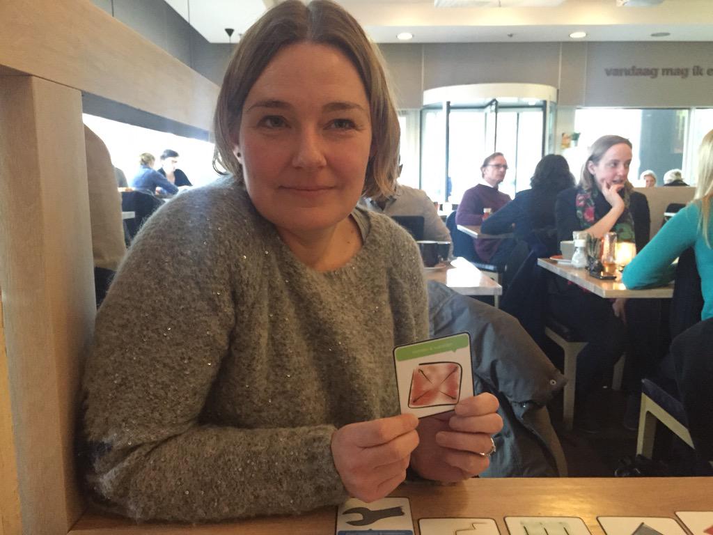fluitendwerken's tweet photo. Werkzekerheid vind je niet onder TL verlichting https://t.co/riDtOz9VYv http://t.co/3ZxCLHpdW4