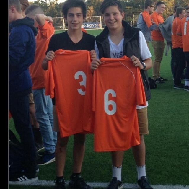 ChristianPorc10's tweet photo. bruthaaaa #benmantel http://t.co/TqbVjs0dwB