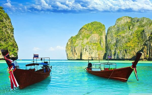 DariaTutor's tweet image. アンダマン海に面したの町クラビのビーチ - タイ