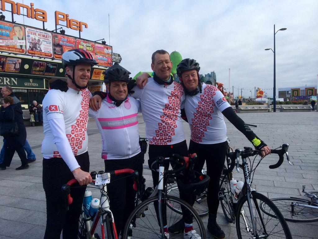 PeterTaylorC's tweet photo. @CyclingDBC #C2C done, proud of my boys #coolrunnings @strollerc @richardannis3 http://t.co/Wy58CoMUKe
