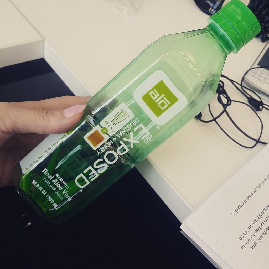 Naematyafi's tweet photo. Officially my new favourite drink #byebyesoda #healthydrink #aloevera #aloexposed http://t.co/MGi5M7RChp
