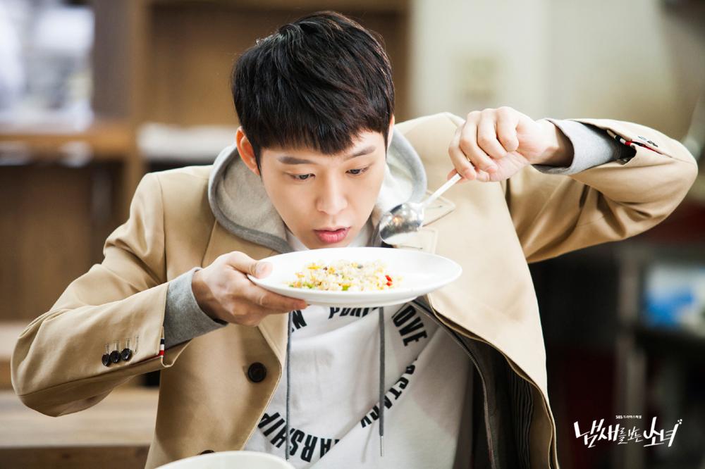 SBSNOW's tweet photo. #냄새를보는소녀 아무리 먹어도 배부름을 못 느끼는 무각(#박유천)의 폭풍 먹방! 여러분은 이 중에서 무각이랑 어떤 음식을 먹고 싶으세요? http://t.co/NvgSqM145B