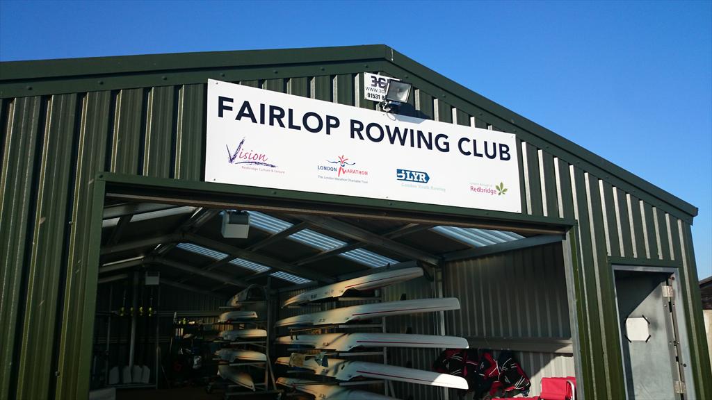 Absolutely beauty of a day! Let's get rowing!!! <a href="/FairlopRC/">Fairlop Rowing Club</a> <a href="/LYRowing/">London Youth Rowing</a>