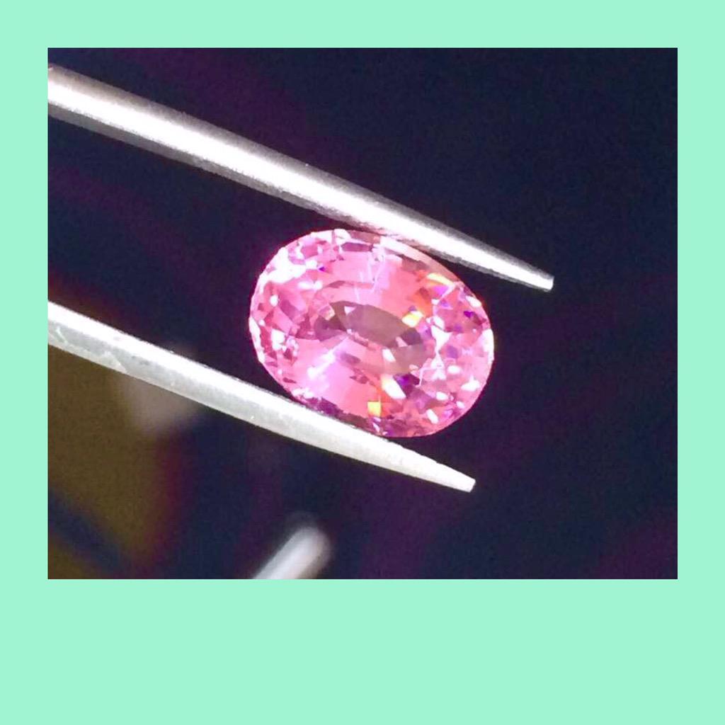 JefferySjr's tweet photo. 5.11carat #spinel #pink #pure. High level #cut #fire email;sunjiarui1886@126.com. What's app;+86 18500846128. http://t.co/EbYSceeRZO