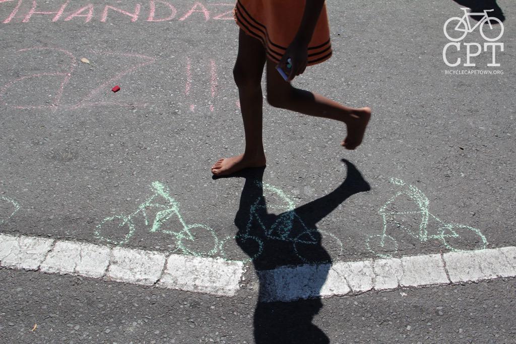 BicycleSouthZA's tweet photo. Coffee. Cities &amp; Transformation at #BikeNite @TRUTHcoffee https://t.co/gR1tbfHi3Z @OpenStreetsCT @contestedspaces http://t.co/SiWi4RlW6x