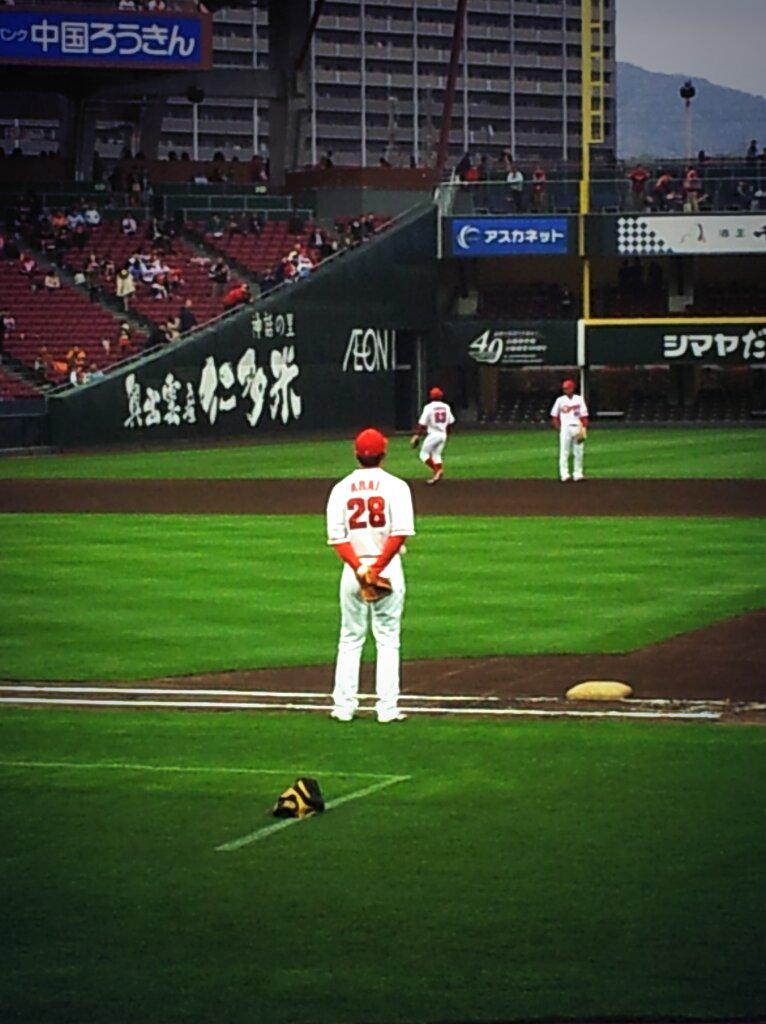 もう辛くない 広島 新井貴が四番スタメンに沸くtl Togetter