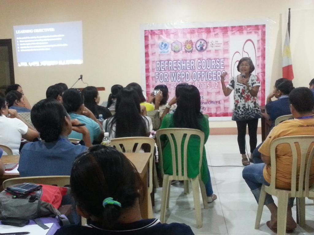 Pro6Wccd's tweet photo. Dr. Rosario Asong, Resource Speaker on the Elderly as Vulnerable Sector #Batch2RefresherCourse @pnpts_rstu6 @pro6pnp http://t.co/rqGOaxHRLc