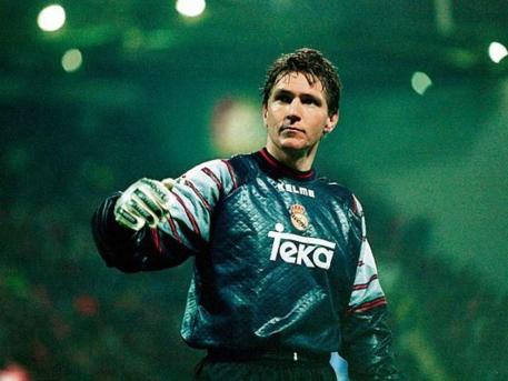 Happy birthday 48th birthday to former Real Madrid goalkeeper Alles Gute zum Geburtstag! 