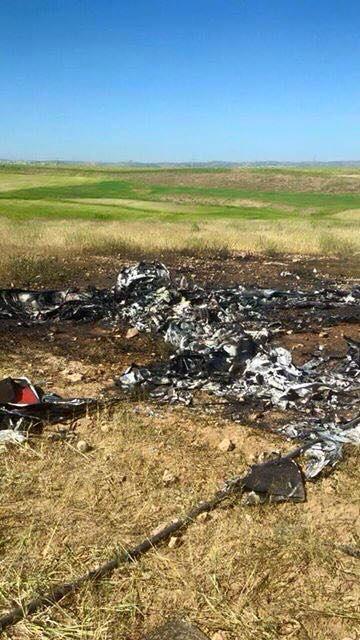 استشهاد طيار اردني ومتدرب عراقي في سقوط طائره تدريبيه في الاردن  CB-job0WEAAL8nN