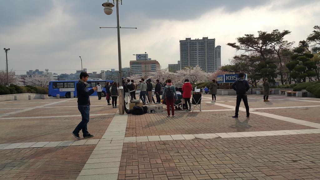 CB-qA8rUAAAS0r2.jpg:large