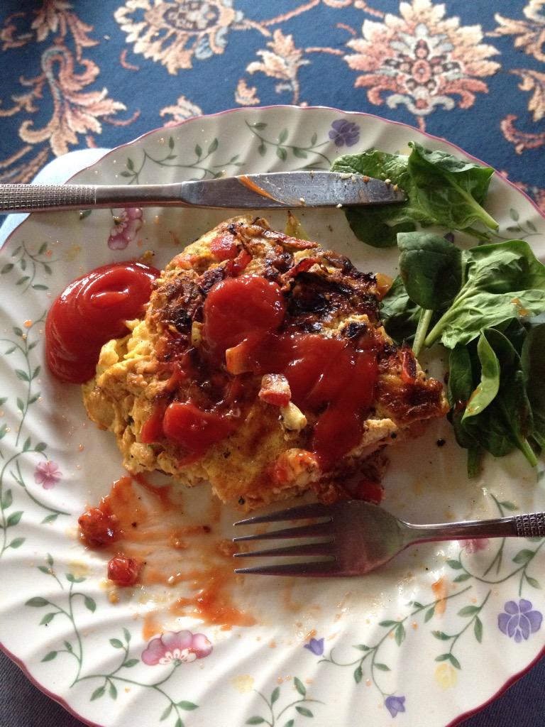 RachelHildreth's tweet image. No Easter Eggs insight, just an omelette and spinich! #sundaycircuits #noeasterbunny