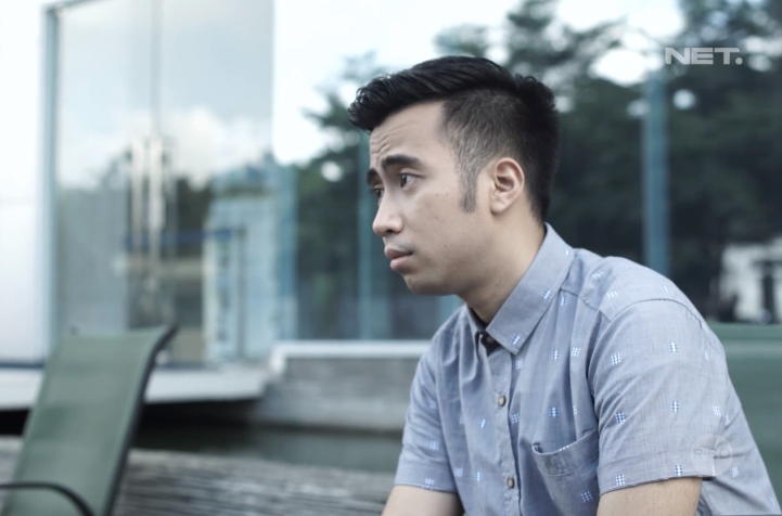 NET_Stereo_'s tweet photo. Juwita sedih banget dan Alex mencoba menghibur #StereoNETeps3 http://t.co/NmPFI2g2mR