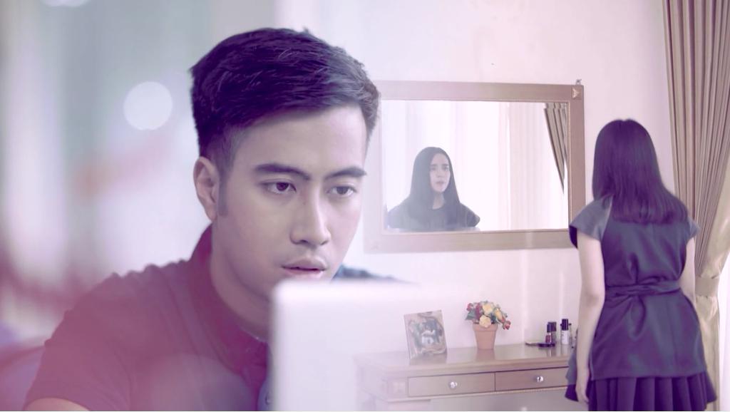 SandistyaSusan's tweet photo. Ahh Alex sungguh sangat amat mempesona dirimu.. Gak tahaaann @vidialdiano #stereoNETeps3 http://t.co/VUqaai13Vq