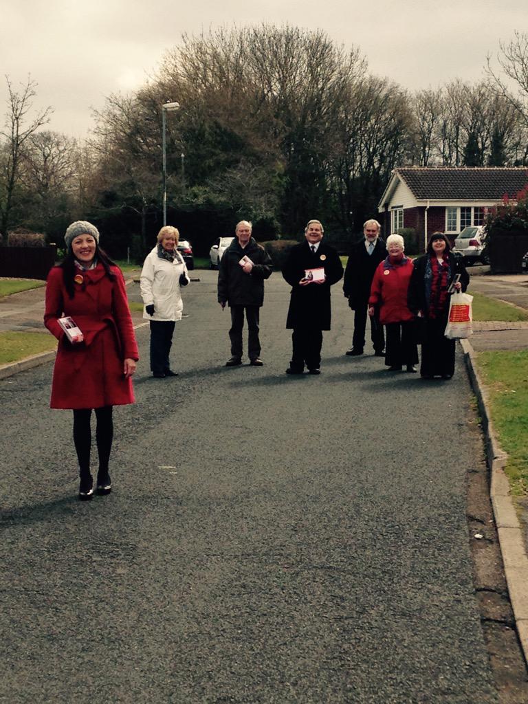 Great afternoon in winyates <a href="/LabYv/">Yvonne Smith</a>   <a href="/pjsfw/">Pat Witherspoon</a> #labourdoorstep <a href="/ReddLab/">Redditch Labour Party</a> <a href="/RebeccaBlake31/">Rebecca Blake</a> <a href="/NinaWoodFord/">Nina Wood-Ford</a>  #happylabour
