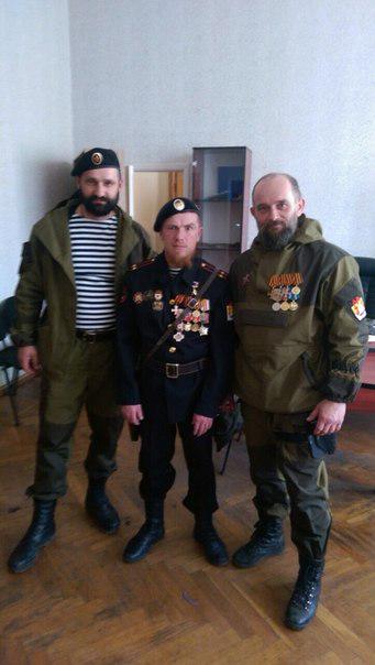 CB0KF00VIAAGVt4.jpg:large