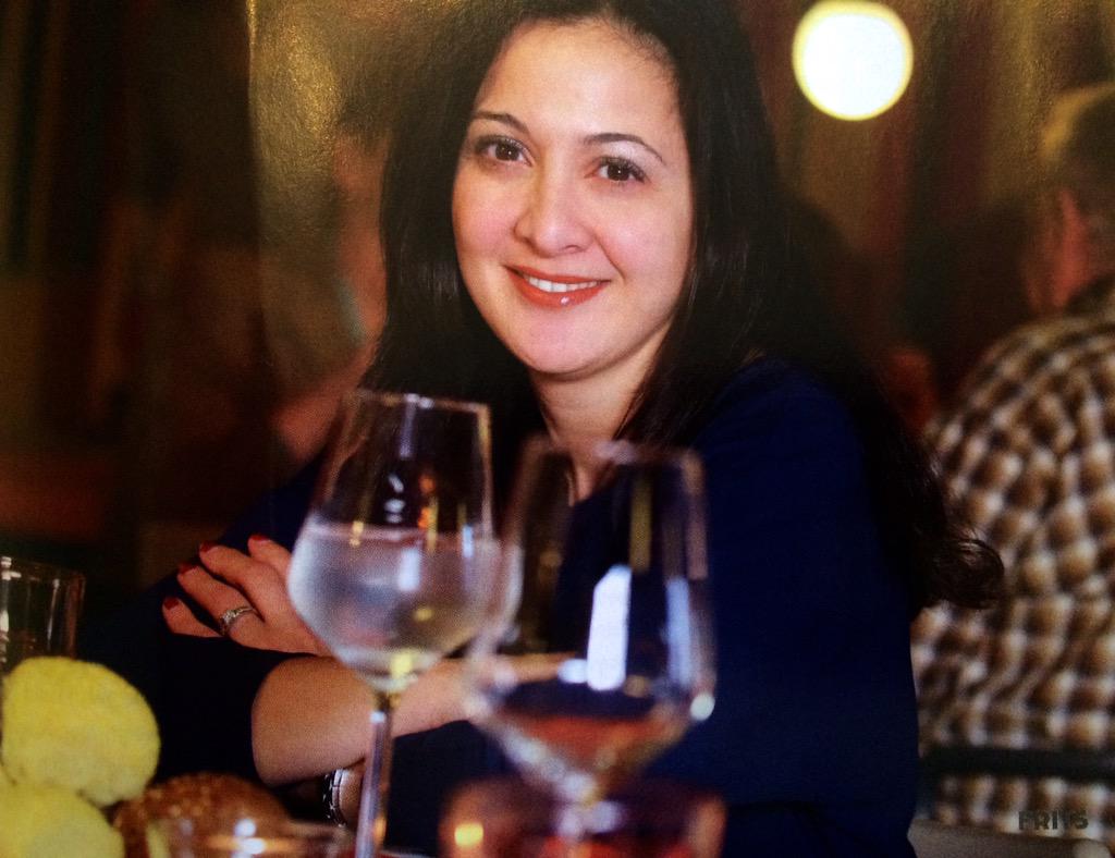 24Uinbedrijf's tweet photo. In @FRITSmagazine uitgebreid aandacht voor 24U-lid @RobinHood040 gerund door #powervrouw @RachidaAchhoud http://t.co/Ovk7BkZyTq