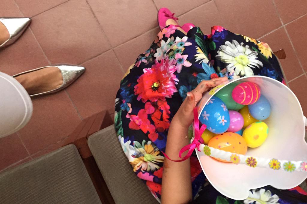 klustout's tweet photo. #HappyEaster! 🐣🐰🐥 http://t.co/DIlFtMwycd