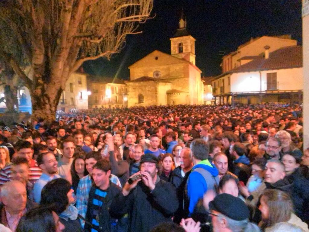 cofradiagenarin's tweet photo. Así empezó todo... #Genarín #Genarin2015 #leonesp http://t.co/GfHXg92jD9