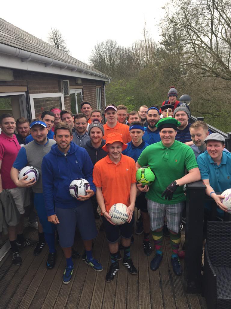FootGolf_Yorks's tweet photo. Looks like half of #sheffield are here for the UK ranking event. Dressed to impress to! http://t.co/V0XTj3ixBe