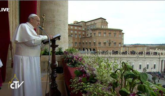 #PopeFrancis: "Jesus has risen. Love has triumphed"