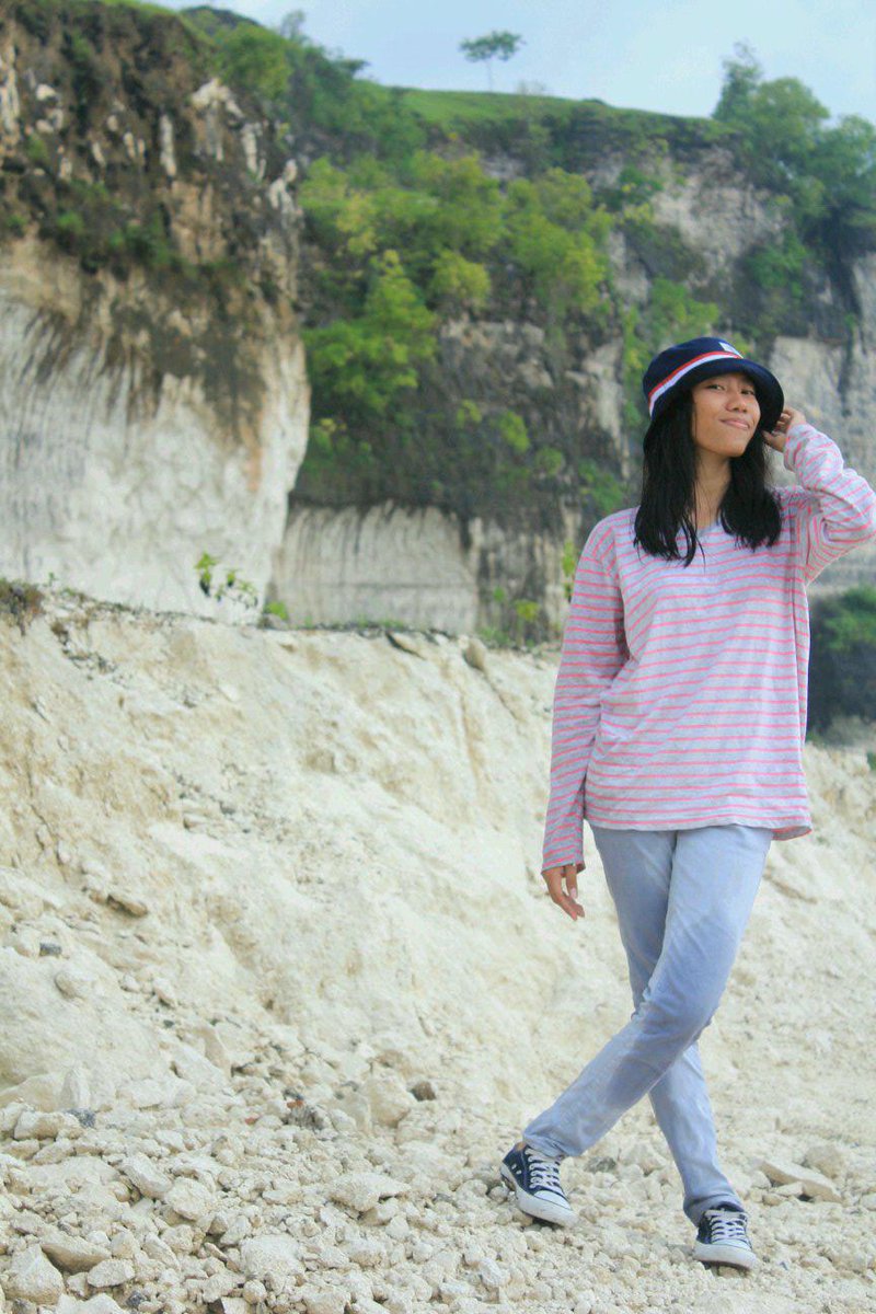 asmaraa09's tweet photo. Gunung Jaddih 😍 http://t.co/dBtyhnkTdB