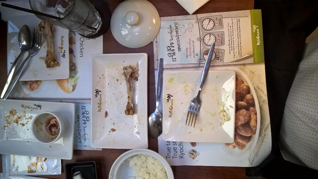 sdkvau's tweet photo. และแล้วก็หมด #kyochon1991 http://t.co/Fu9O6CUpn3