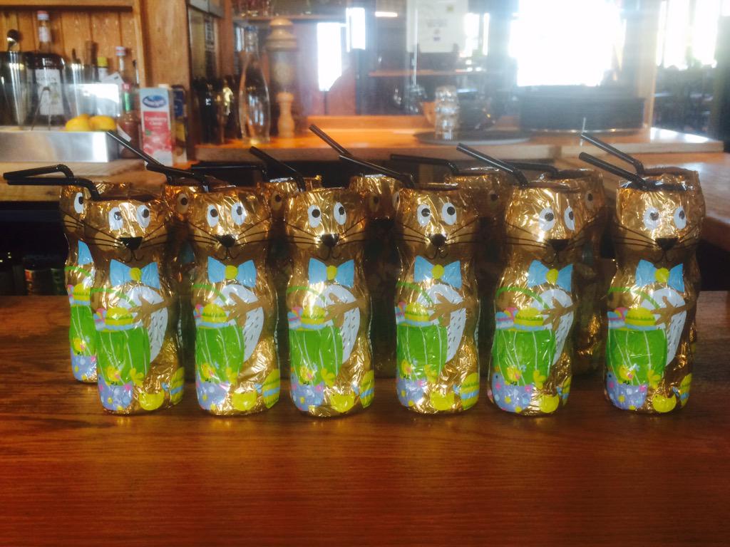 CampbelVictoria's tweet photo. Grown up Easter bunny cocktails @TheCock_Bull #Easter #chocolate #MmmmmMmmmGood http://t.co/G2T588vQ1j