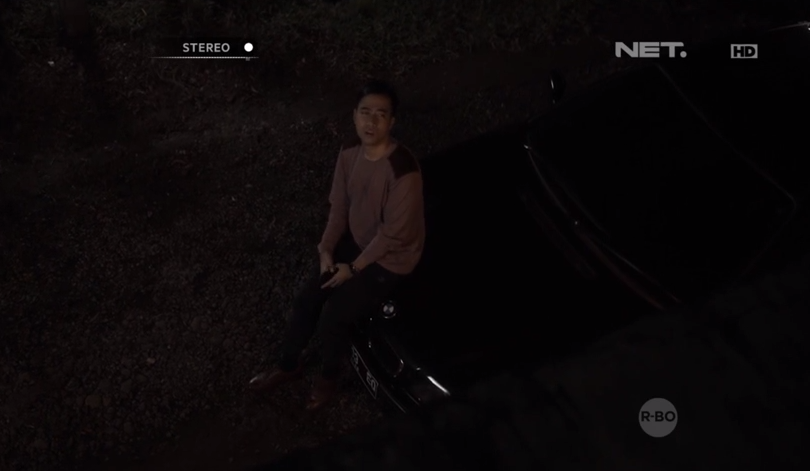 EsKopi48's tweet photo. Judul lagu nya apa? RT @NET_Stereo: Alex mencoba meminta maaf dengan menyanyikan sebuah lgu untuk Diva #StereoNETeps3 http://t.co/ozqxBxVWyC