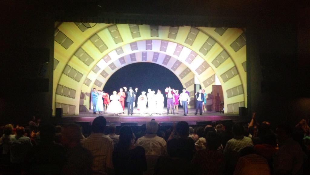 FansChantalTV's tweet photo. “@Chantalandere: Buenos días!! A despedir esta maravillosa aventura!! 🙏😩💔🎭 http://t.co/0slzVZ9odd”