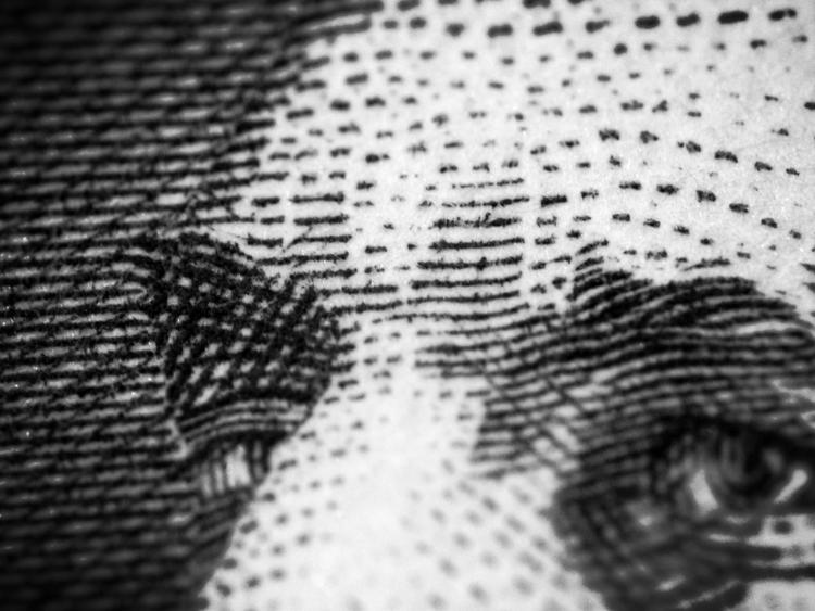 My longest post ever on The Essential Man - “Why You Still Feel Poor” theessentialman.com/blog/2015/3/19…