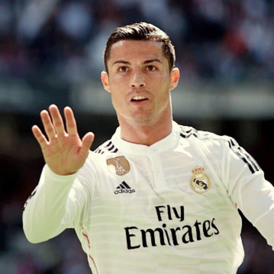 Mercado_Futbool's tweet photo. - Ey Cristiano, ¿Cuantos goles hiciste hoy? 😂

- ✋ http://t.co/2ahixAz6rz