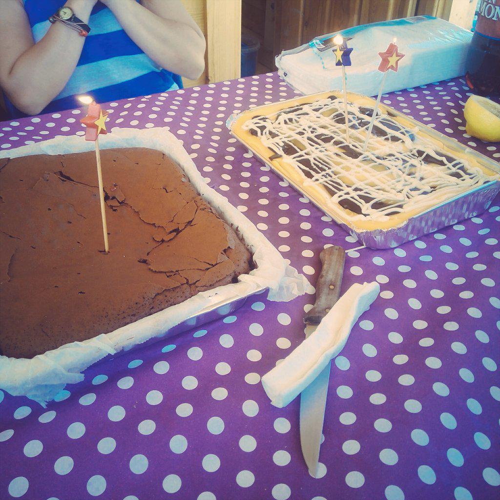 LQFaltaban's tweet photo. De celebración: Feliz 10° Aniversario Las que Faltaban #BBQLQF http://t.co/jKhXaEnWjI