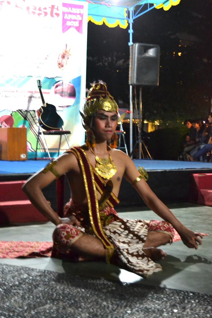 Ini penampilan saudara M. Toha eka p dan saudari narwastu nareswari membawakan tarian srikandi bisma kemarin :)