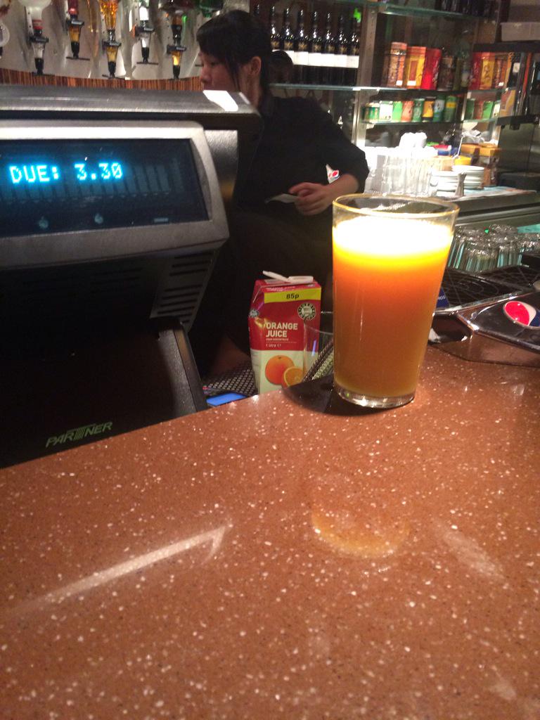 So I paid this much for some orange juice and this woman has the audacity to pour this Infront of me 😭!