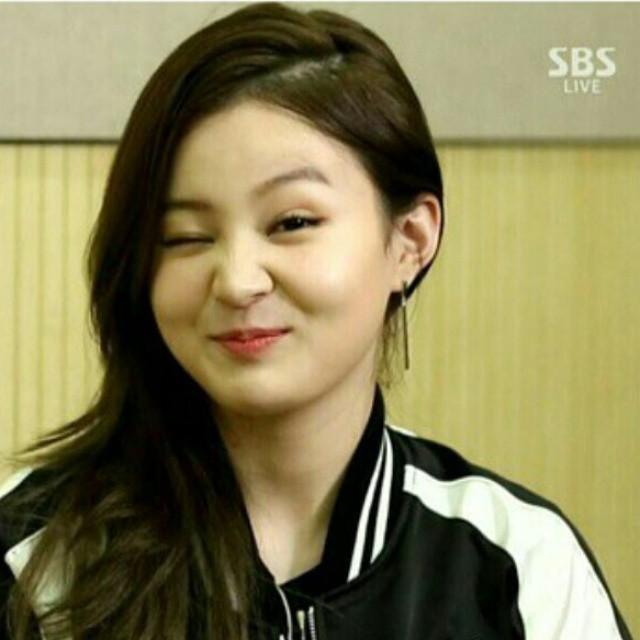 CB1Ybb_UkAMWe3K.jpg:large