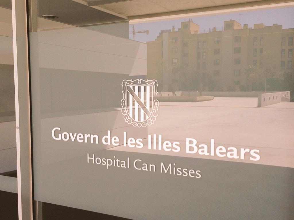 marielaeiVissa's tweet image. Per a major glòria de'n Bauzá (z i accent tancat) primer el Govern i després institucions i professionals  #ppfail