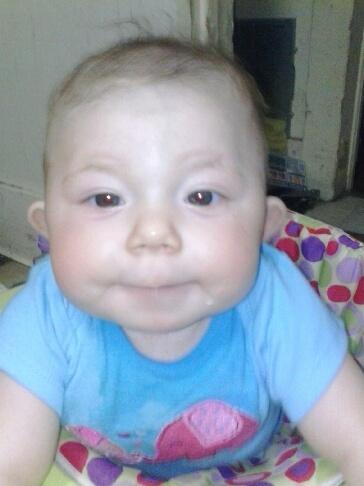 deb351's tweet photo. @ElissaReillyS happy Easter from elissa  she 6month old http://t.co/7eNMFA1AxK