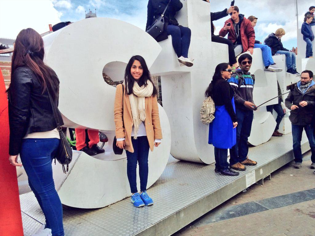 Nikita_'s tweet photo. After living in #NL for 3 months I finally took a photo at the #AmsterdamSign. 📷✌ #tourist #travel #expat #Amsterdam http://t.co/qUE5pUtuso