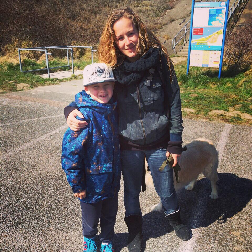 Krys83ml's tweet photo. Lekker middagje aan de kust http://t.co/Gu7WR5nDgR
