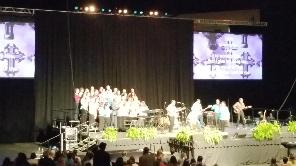 Donald Tracy tweet media