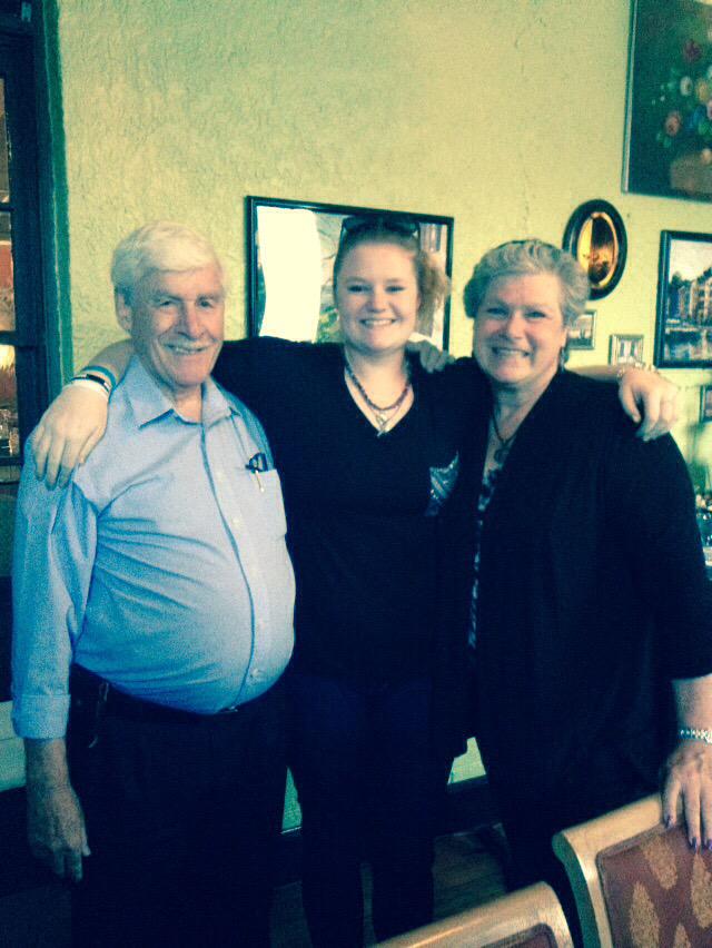 kells_para_kase's tweet image. Was wonderful catching up with Andrea and Roger Perron! Truly just an amazing person!!!