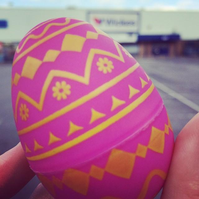 fbfurnishings's tweet photo. Yay! We got one!! So much fun doing the #yorkegghunt today! Thanks @theyorksheff http://t.co/snXNRm8IZG http://t.co/0g1FrMopJ3