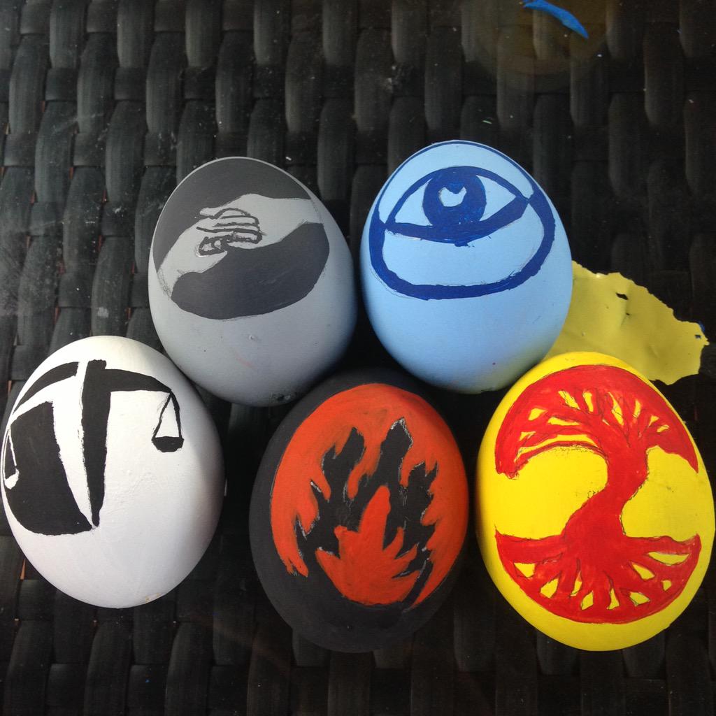 runesofkrypton's tweet photo. Happy Easter!! Here's my Divergent faction Easter eggs! @Divergent #Insurgent #HappyEaster http://t.co/x5pzrqFpeB